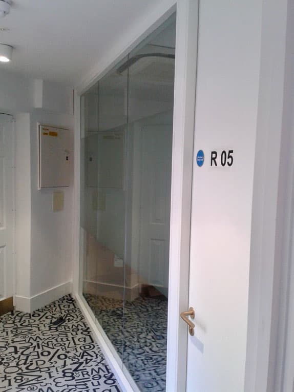 Fire-rated screens & doors